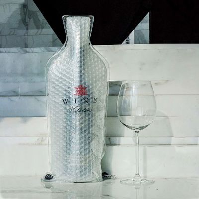 ポリ塩化ビニールのプラスチック気泡緩衝材のワイン袋、注文の再使用可能なワイン・ボトルの保護装置袋